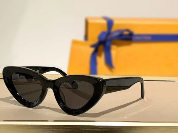 

sunglasses for women men summer style 2612 anti-ultraviolet retro plate full frame triangle eyeglasses random box, White;black