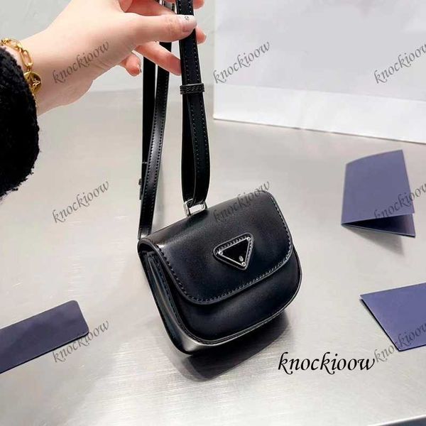 

designer bags phone bag shoulder bag ladies no pocket clothes accessory bag evening bag clutch bag wallet headphone bag 2023 name brand bag