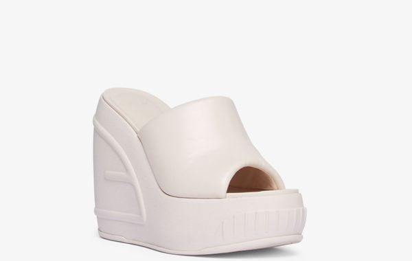 

2023 wide lace up thick sole sandals with soft sheepskin fabric inner padding rubber thick sole embossed with raised large f pattern, sizes, Black