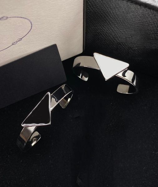 

designers love bracelets for women mens triangle letter bracelet men charm bracelets luxurys jewelry for gift wedding d22051284730, Black