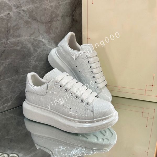 

new designer women sneakers mens casual shoes platform loafers trainers black leather shoes chunky round head sneaker2023