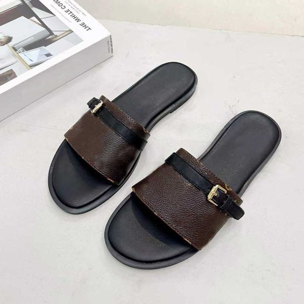 

trendy women's flat sandals with rubber sole for summer beach - size 35-42, box included, Black