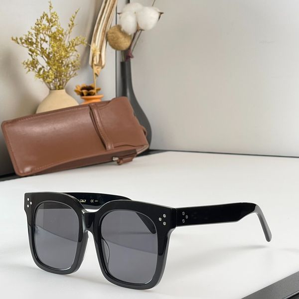 

41076 new fashion sunglasses with uv protection for men and women vintage square frame popular come with case classic sunglasses, White;black