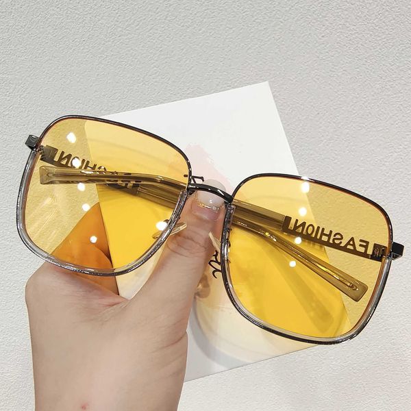 

frames xiaoxiangfeng new korean net red large square sunglasses women fashion trendsetter half frame letter brown glasses, White;black