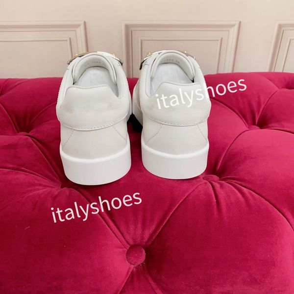 

new fashion designer brand summer casual sports shoes for men and women running trend shoes in large sizes2023, Black