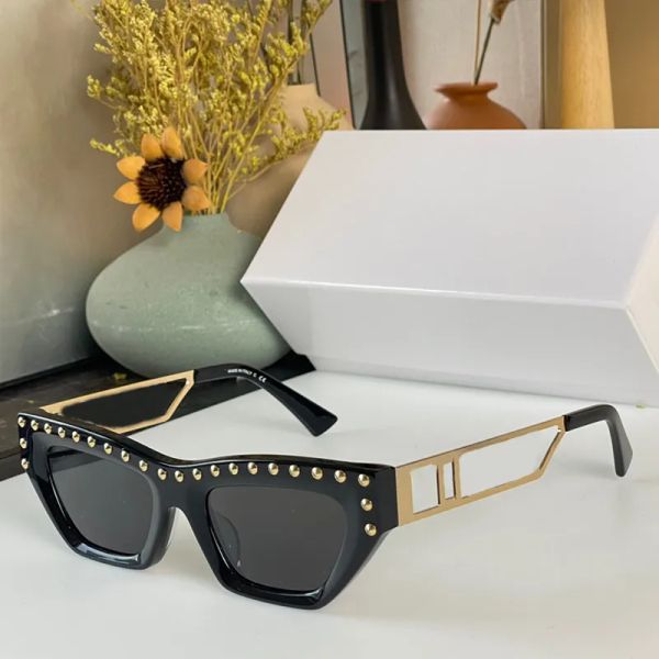 

10a new women designer red sunglasses luxury cat eye sun glasses 90s vintage hinged female 4967 classic glasses uv400 outdoor shiny rivet ey, White;black