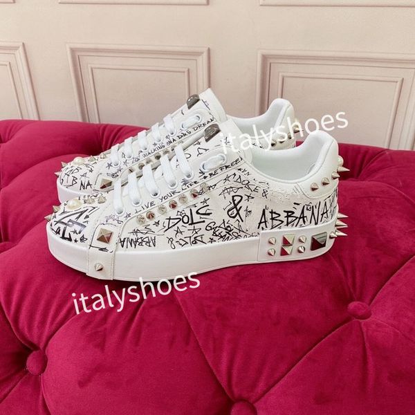 

new brand designer sock shoes women mens flat running shoes black shoe beige clear sole volt graffiti lace-up socks boots luxurys designers