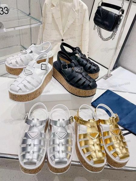 

designer woman sandals slide monolith rubber sandal slippers platforms luxury summer buckle strap patent leather slides classics wide solid, Black