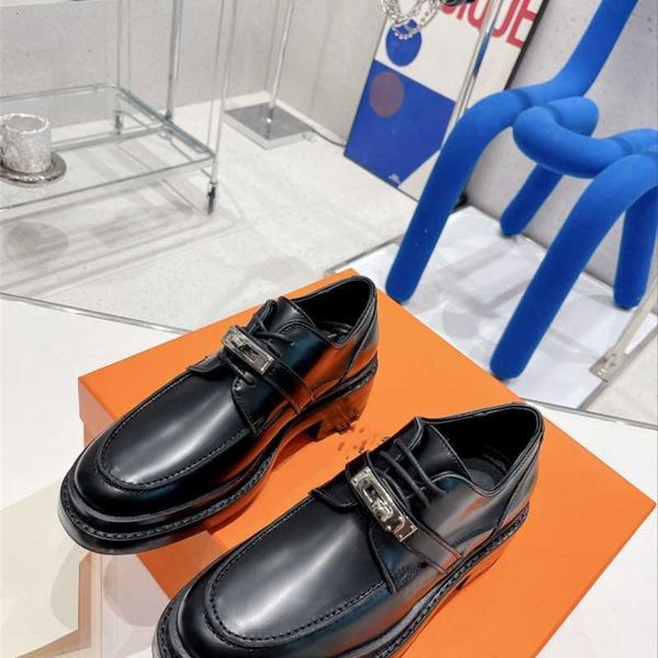 

2023 new style lace up thick soled high oxford shoes button heel black single