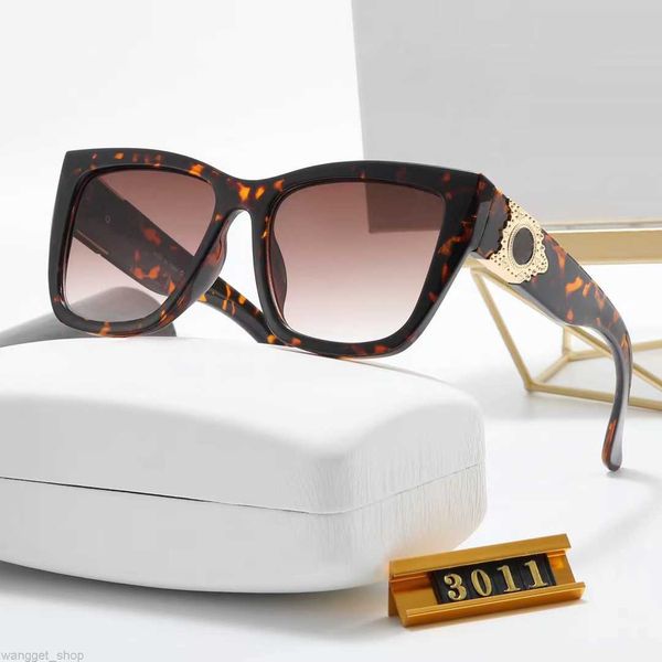 

sunglasses for woman avant-garde compound metal 3011 mixed color square sun glasses european and american personality and mans street beach, White;black