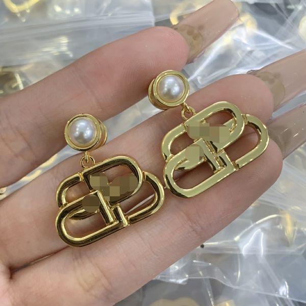 

double b letters pearl earring studs brand pendant shiny non-fading chandelier earrings women men ear studs designer jewelry bbe2 --02, Golden;silver