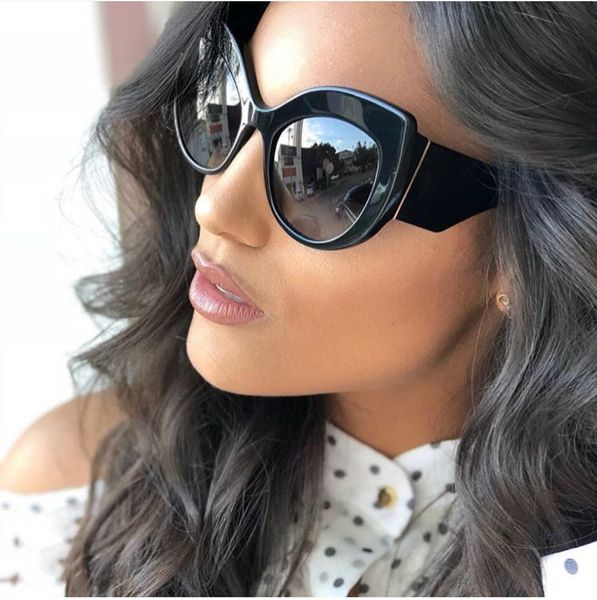 

large retro oversized sunglasses for women fashionable luxury designer sunnies shades chic sun glasses eyewear for driving flight beach fram, White;black