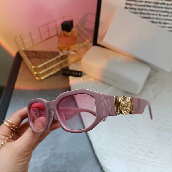 

designer versage fashion vercace sunglasses men women sunglass fashion glasses trend glasses slimming sunglasses protection luxury pink 2023, White;black