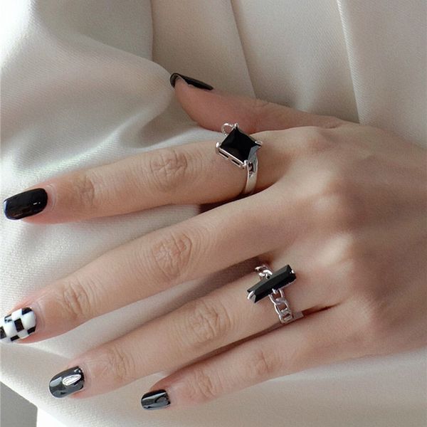 

couple rings oval engagement rings designer classic jewelry men and women couple rings modern style band engagement rings diamond-cut tassel, Silver