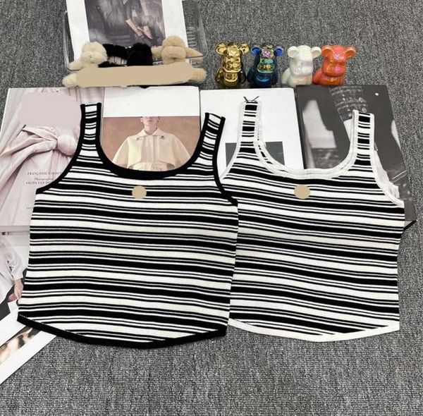 

tanks camis front metal logo color counter striped printed crew neck pullover vest curved hem design short style bare waist fashion womens, White