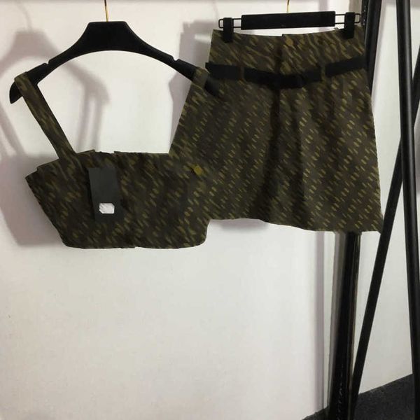

23ss t-shirt skirt set skirt suit womens designer clothing double f jacquard letter suspender safety buckle belt high waist short half skirt, White