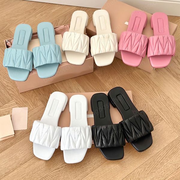 

new fashion slippers miu pink blue black luxury designer sandals flat bottom comfortable dragging moving outdoor beach shoes lambskin 35-40