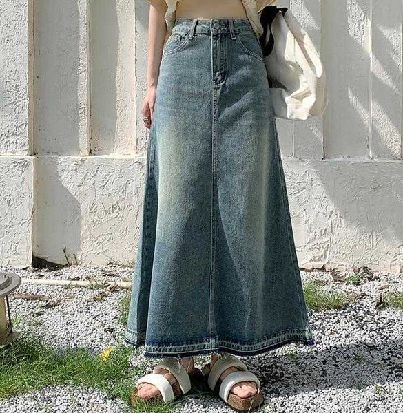

retro raw edge denim skirt womens spring design contrast color high waist, Black