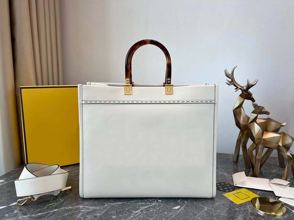 

10a mirror brand tote bag handbag 35cm shoulder bag with dustbag.