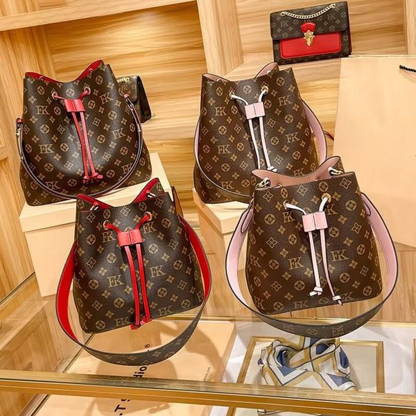 

2023 r ladies tote bags women brand alphabet print vintage bucket bag messenger bag