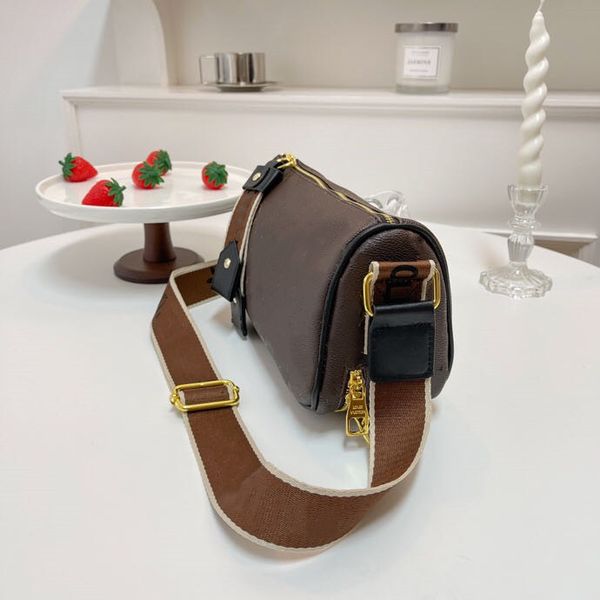 

brand day packs chain crossbody bag, single shoulder bag fashion large capacity multifunctional, large brand women's bag, envelope bag