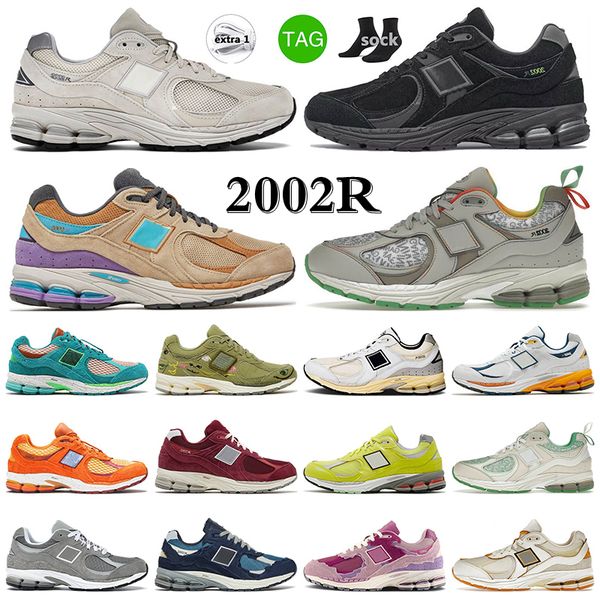 

2002r b2002r luxury casual shoes new balancese mens women triple s black white protection pack pink rain cloud phantom sea salt sail designe