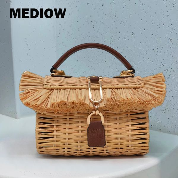 

evening bags mediow beach bag for women luxury designer national handbags and purse in bamboo hand made tassel house shape crossbody 230414