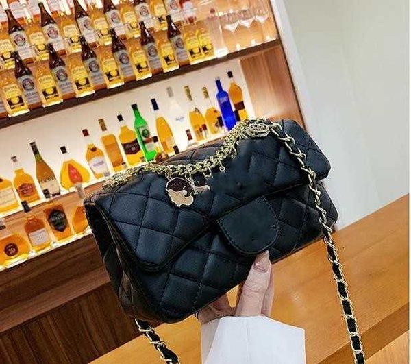 

Women's Bag 2023 New Tassel Lingge Chain Fashion Versatile One Shoulder Crossbody Simple Mini Phone, Black large size