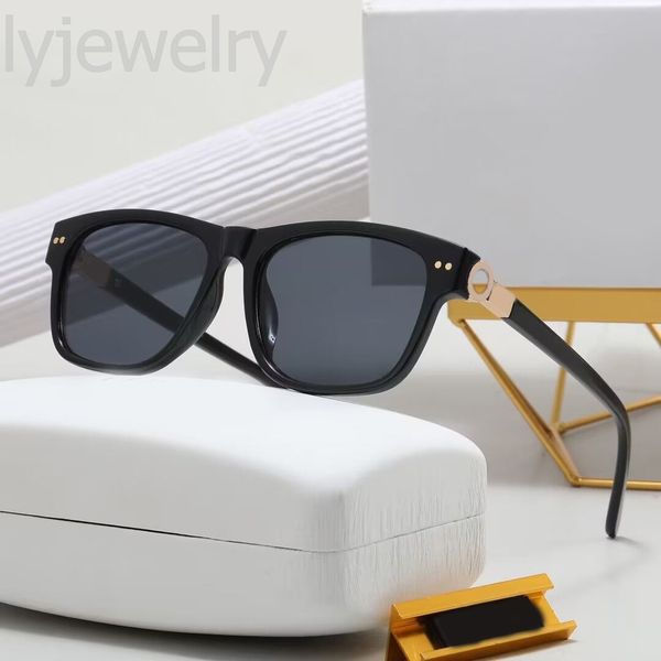 

casual ladies polarized sunglasses eyes protection glasses travel party eyeswear simply lunette homme solid color mens sunglasses mature bus, White;black