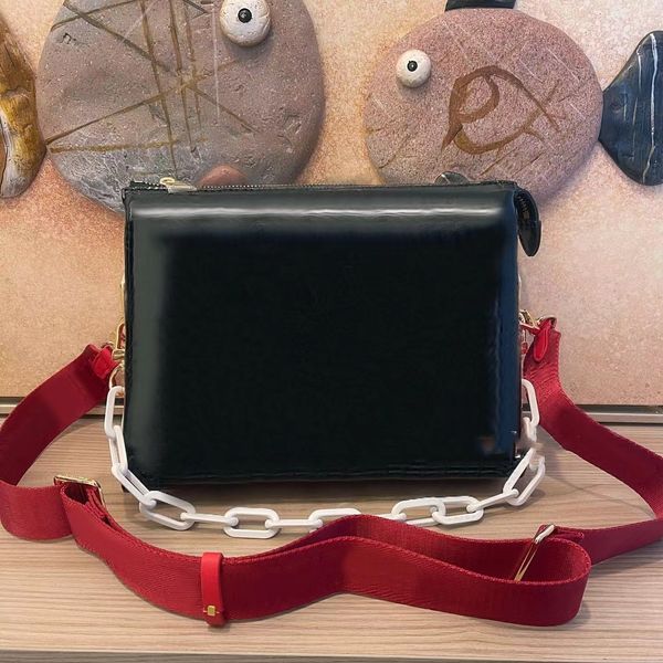 

fashion m57790 designer bag louiseitys luxurys handbag vuttonse letter crossbody bag woman handbags coussin mm black messenger bag designer