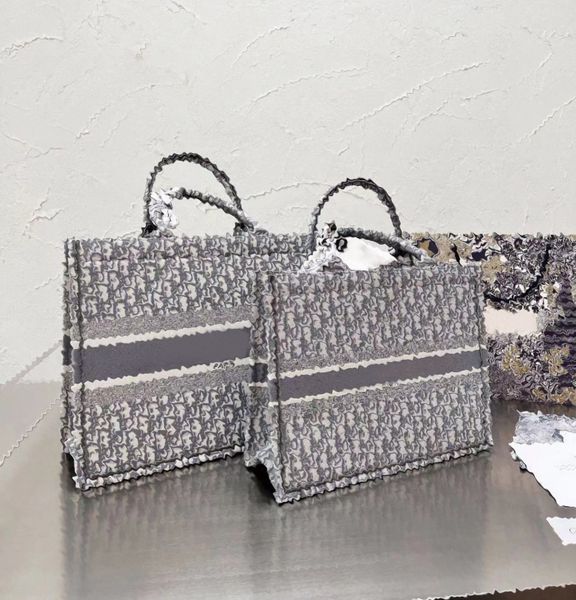 

luxury designers the cd tote bag embroidery original totes bag tiger book handbag tote women's handle laplarge capacity shopping bag co