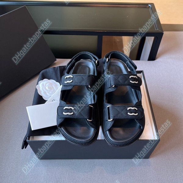 

luxury slide designer woman man slipper leather flat sandal tweeds fabrics grained calfskin laminated lambskin summer beach outdoor shoe, Black