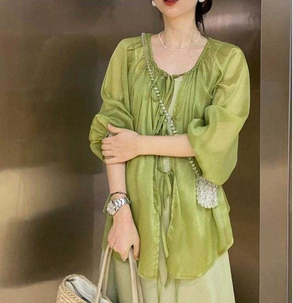 

chinese style green shirts pearlescent bow tie puff sleeve sun protection, White