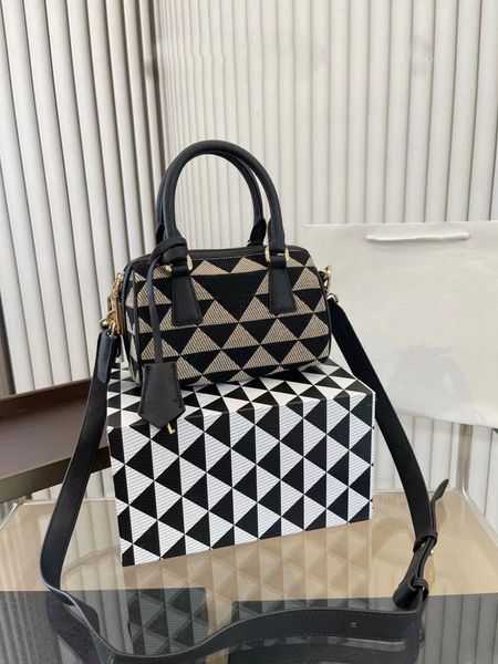 

2023 designer luxury handbag fashion shoulder bag classic women's oblique straddle camera handbag