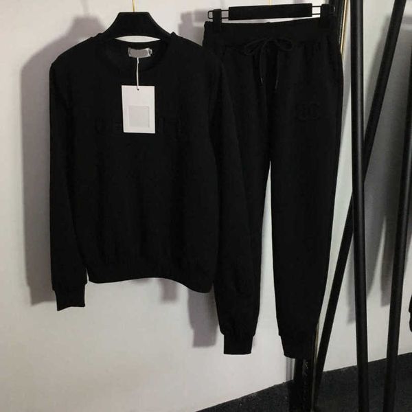 

23ss womens tracksuits womens designer clothing logo alphabet embossed round neck long sleeve hoodie elastic waist casual pants set women cl, White