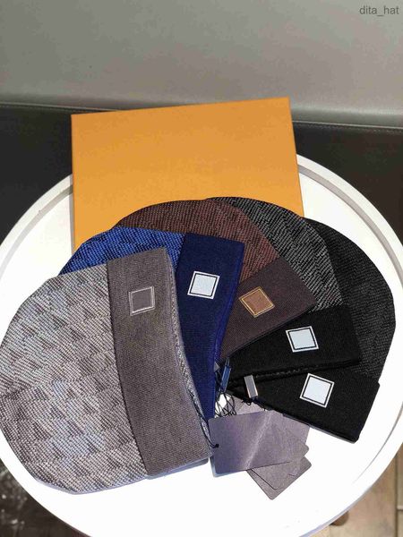 

2021 classic designer autumn winter style beanie hats men and women fashion universal knitted cap autumn wool outdoor warm skull caps, Blue;gray