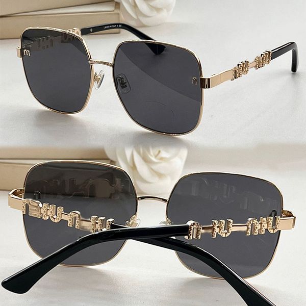 

Fashionable womens designer sunglasses high-quality mens SMU028 square metal frame mirror leg letter link leisure vacation seaside eyewear with original box