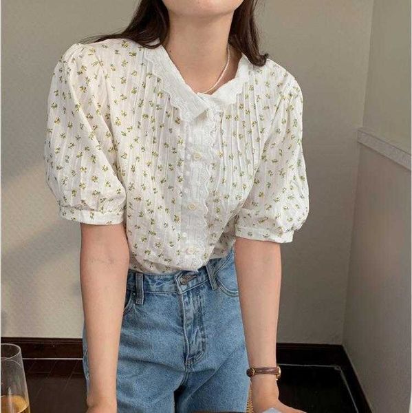 

summer pastoral style womens blouses small floral lace stitching lapel puff, White