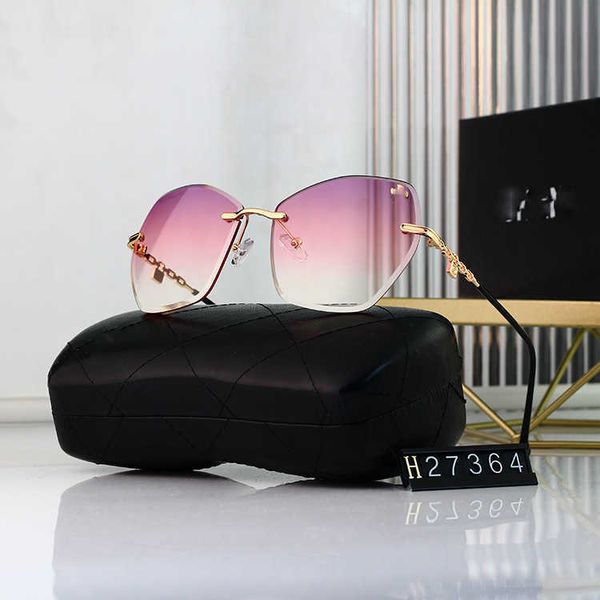 

frames 2022 new live broadcast cut edge light luxury fashion wear sunglasses women, White;black