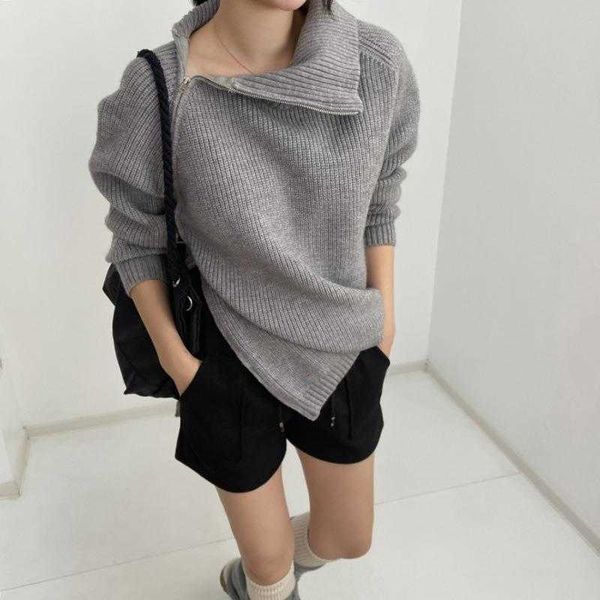 

niche side zipper turtleneck design sweater womens autumn and winter loose, White;black