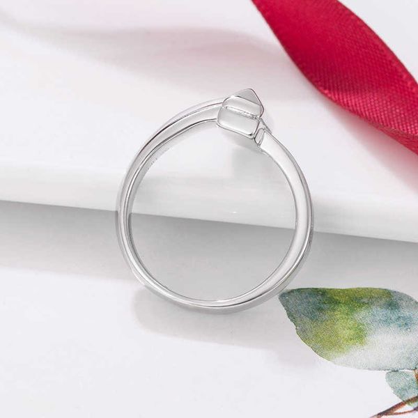 

original tiffay ring korean japanese ins is simple and fashionable t-shaped romantic couple. small number of people design original logo, Silver