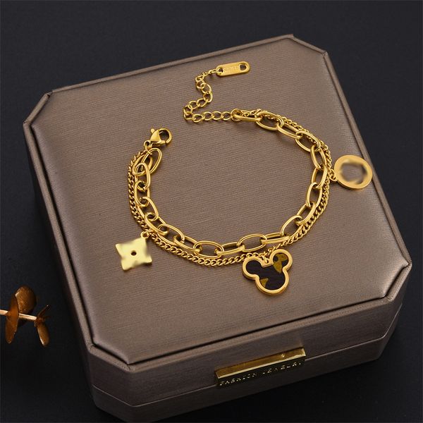 

bracelets designer van clover bracelet luxury designer four leaf clover bracelets elegant fashion 18k gold agate shell chain mother women gi, Golden;silver