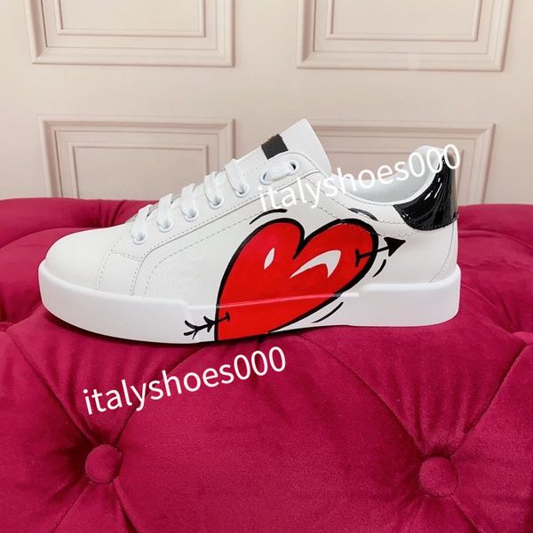 

designer sneakers mens casual shoes platform loafers trainers triangle shoe black leather shoes2023