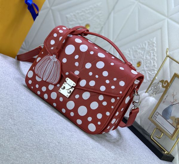 

designer womens shoulder bag luxury metis handbags leather fashion envelope tote bags flowers letters crossbody ladie messenger makeup purse