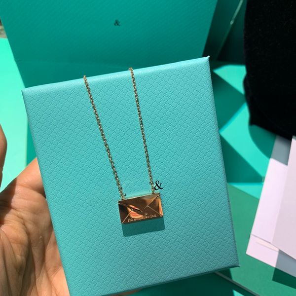 

luxury designer necklaces solid color envelope set designer necklace jewelry casual style christmas jewelry versatile great with branded box, Silver