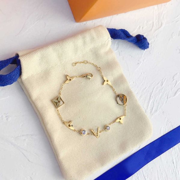 

charm bracelets fashion style women bangle wristband cuff chain designer letter jewelry crystal 18k gold plated stainless steel wedding with, Golden;silver