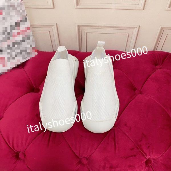 

2023designer sneakers women casual shoes platform loafers trainers triangle shoe black leather shoes