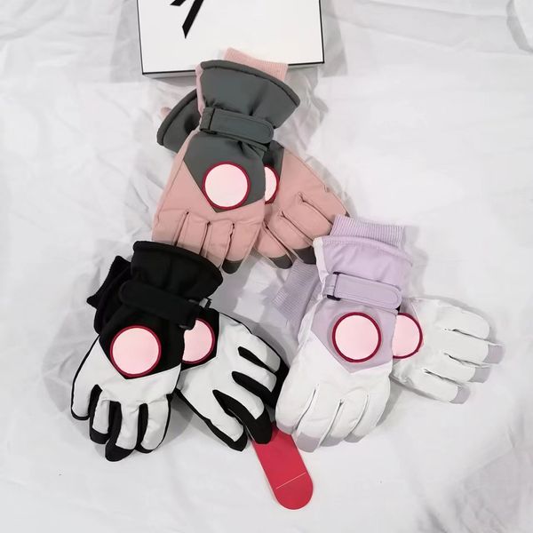 

Professional Women's Ski Gloves Designer Gloves Women Five Fingers Warm Winter Gloves for Women Outdoor Sports Gloves Cold Gloves Motorcycle Windproof Gloves