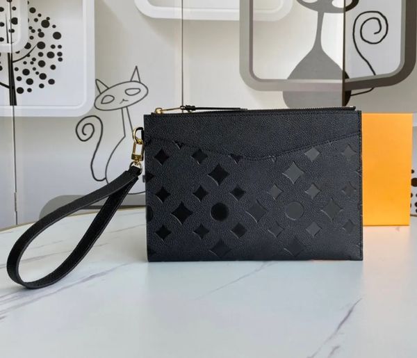 

fashion designers wallets luxury brazza purse mens womens make up clutch bags flower letter coin purses long card holders dust bag 68705, Red;black