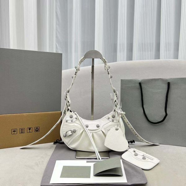 

10a mirror brand semi-crescent underarm bag shoulder bag motorcycle bag.